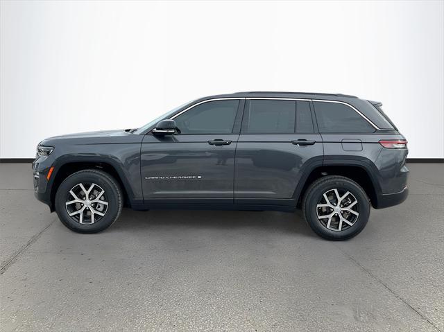 new 2025 Jeep Grand Cherokee car, priced at $43,607