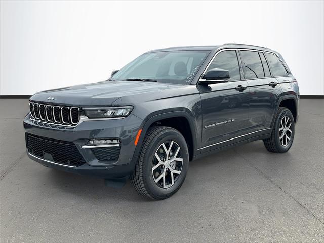 new 2025 Jeep Grand Cherokee car, priced at $43,607