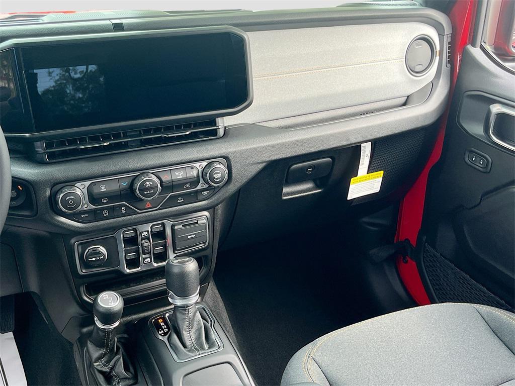 new 2025 Jeep Wrangler car, priced at $36,241