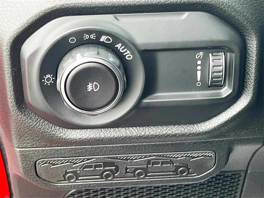 new 2025 Jeep Wrangler car, priced at $36,241