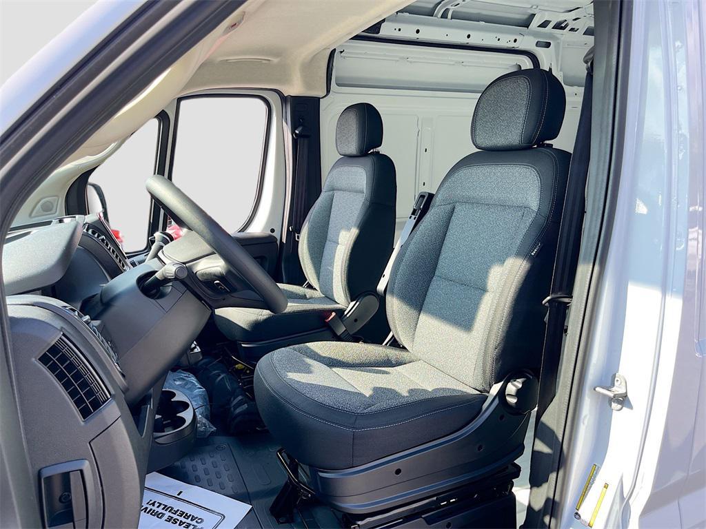 new 2026 Ram ProMaster 3500 Window Van car, priced at $50,454