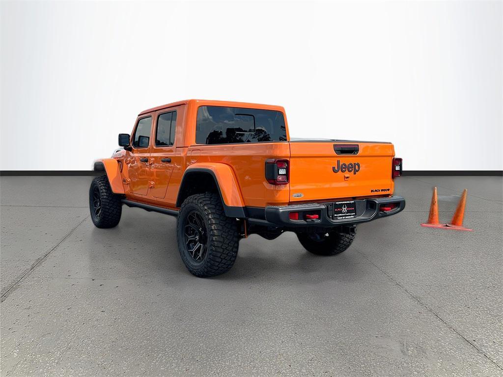 new 2025 Jeep Gladiator car, priced at $48,653