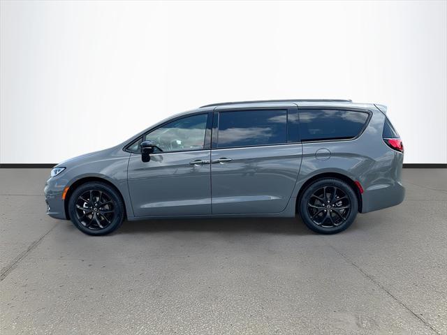 new 2025 Chrysler Pacifica car, priced at $47,339