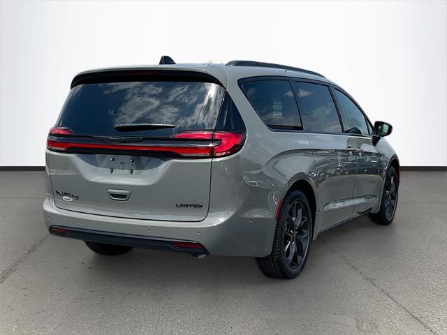 new 2025 Chrysler Pacifica car, priced at $47,339