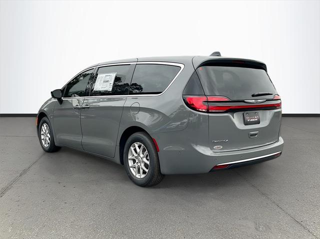 new 2025 Chrysler Pacifica car, priced at $41,503