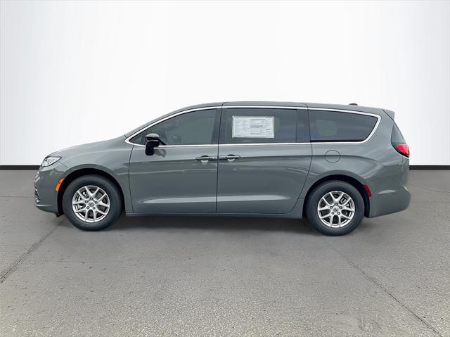 new 2025 Chrysler Pacifica car, priced at $41,503