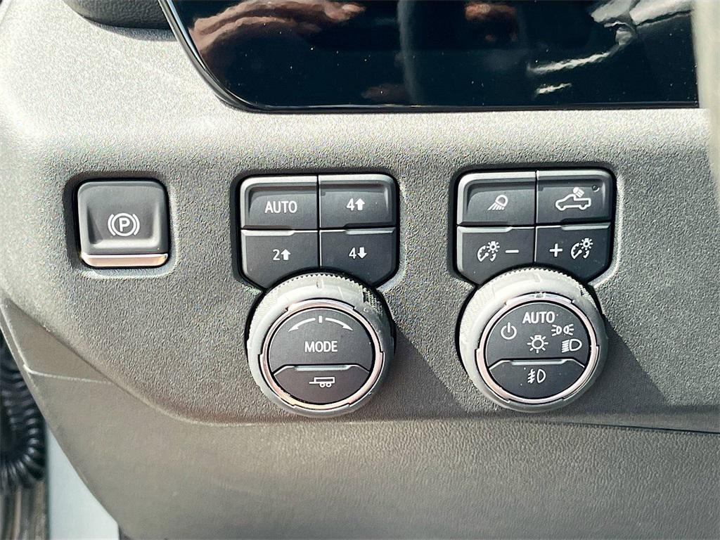 used 2024 Chevrolet Silverado 1500 car, priced at $45,995