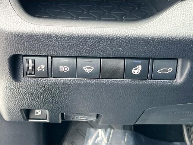 used 2020 Toyota RAV4 Hybrid car, priced at $26,532