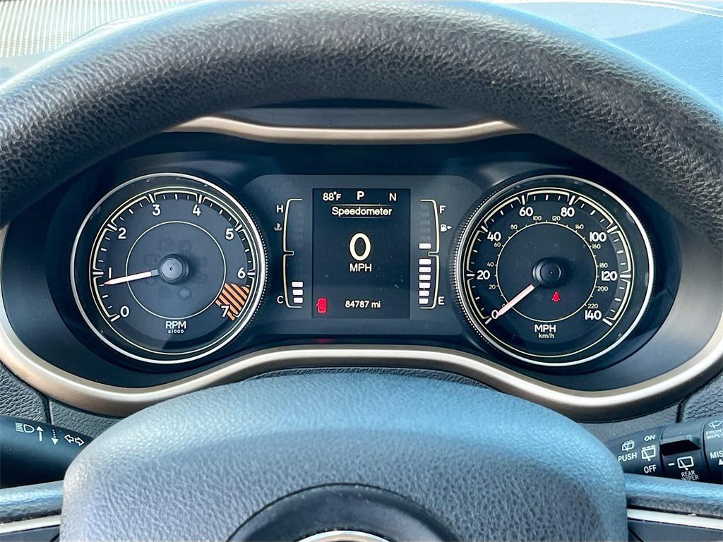 used 2014 Jeep Cherokee car, priced at $9,981