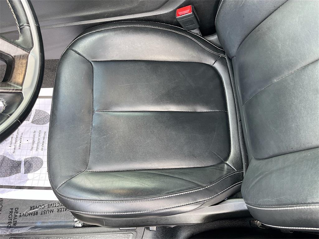 used 2022 Jeep Grand Cherokee car, priced at $25,173