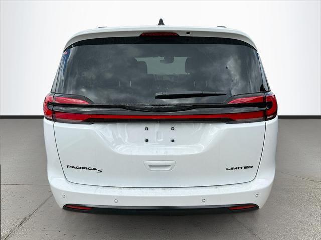new 2024 Chrysler Pacifica car, priced at $52,387