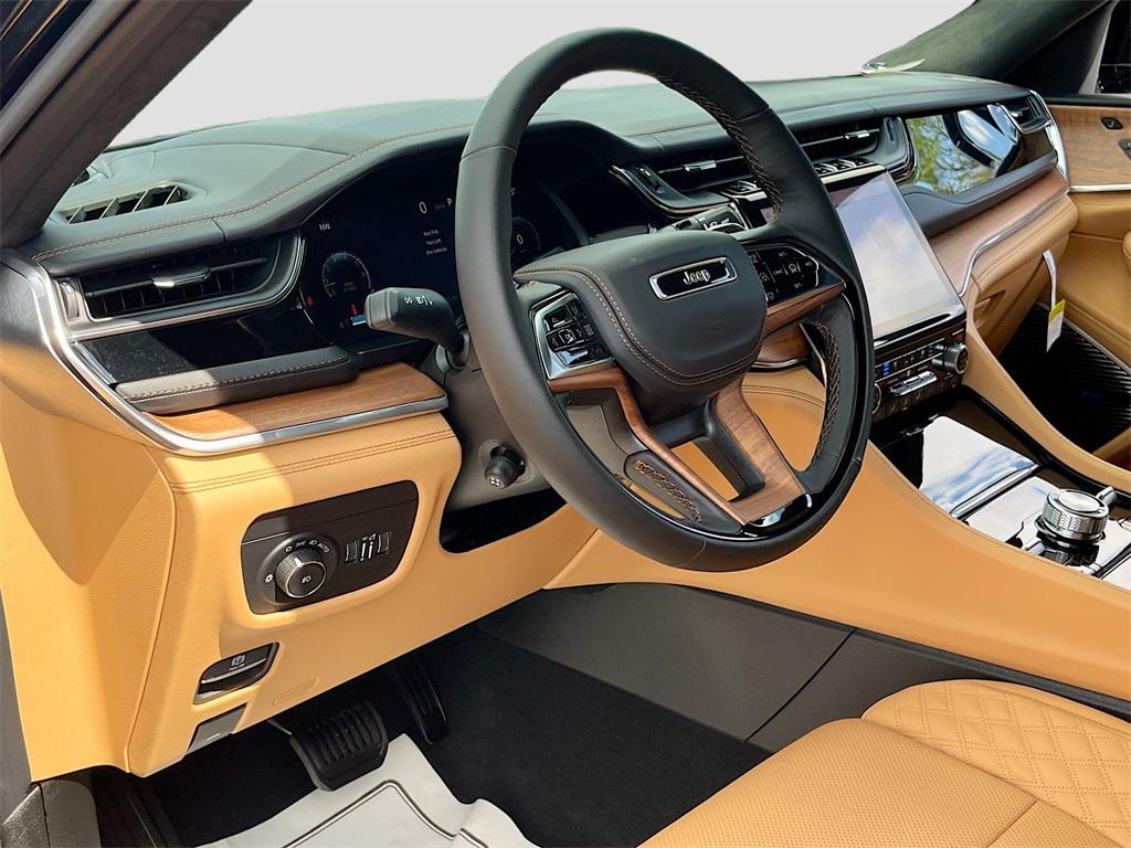 new 2025 Jeep Grand Cherokee car, priced at $61,262