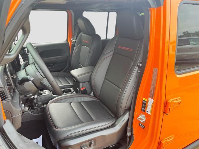 new 2025 Jeep Gladiator car, priced at $50,700