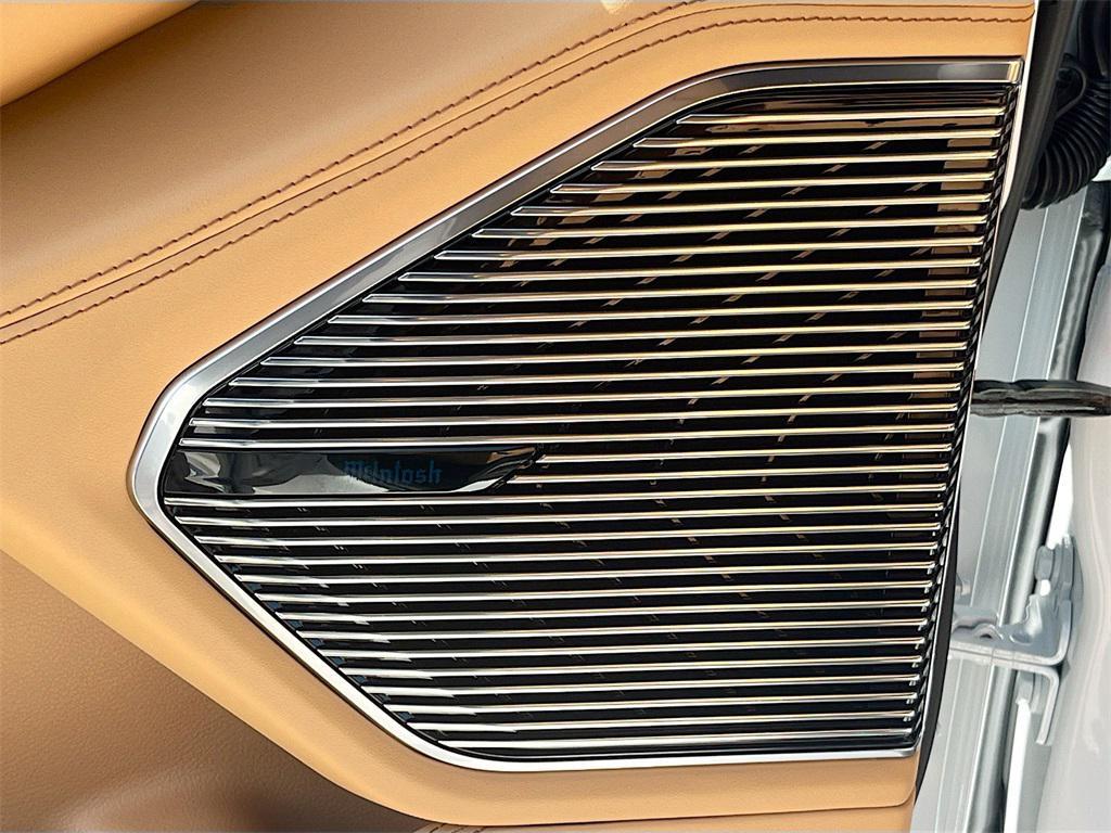 new 2025 Jeep Grand Cherokee car, priced at $60,679