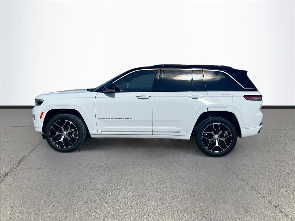 new 2025 Jeep Grand Cherokee car, priced at $60,679