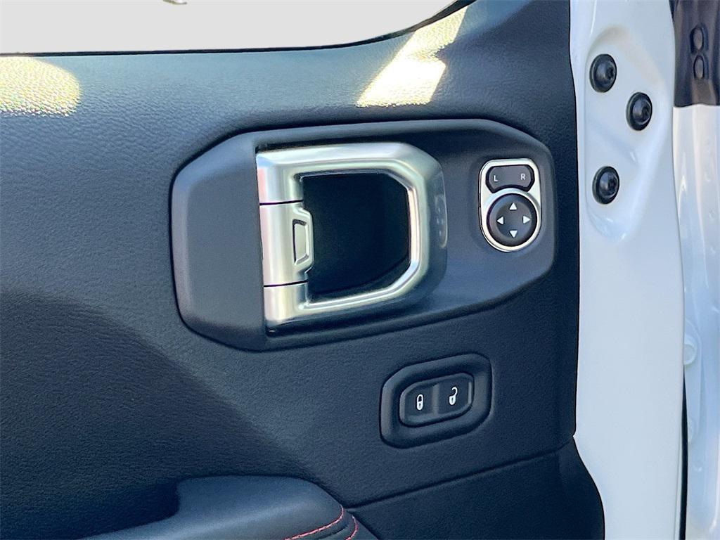 new 2026 Jeep Wrangler car, priced at $61,058