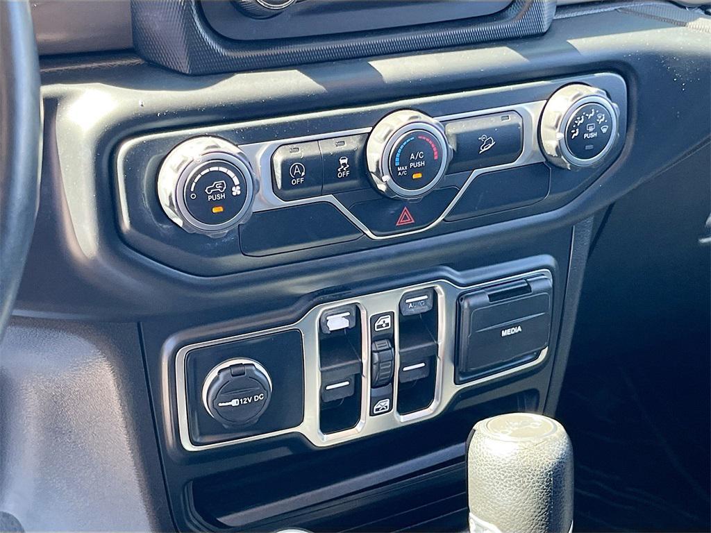 used 2019 Jeep Wrangler Unlimited car, priced at $26,398