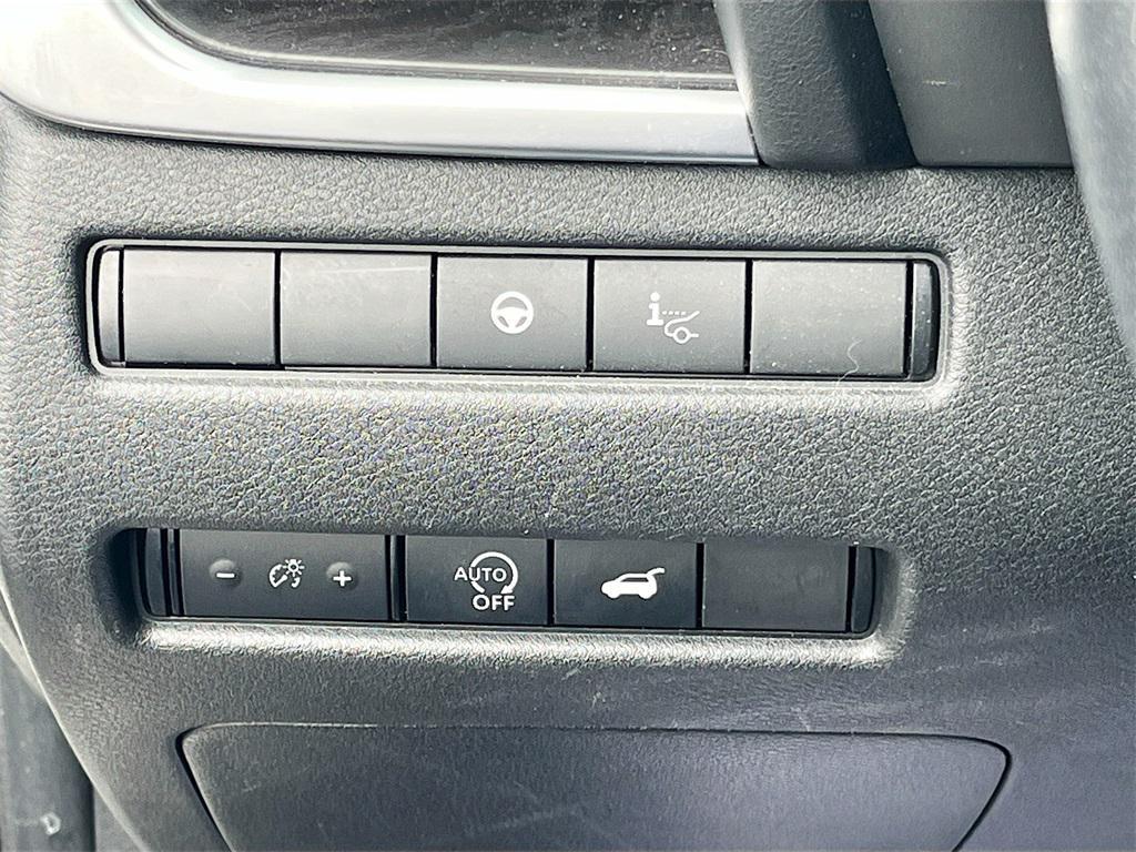 used 2023 Nissan Rogue car, priced at $24,295