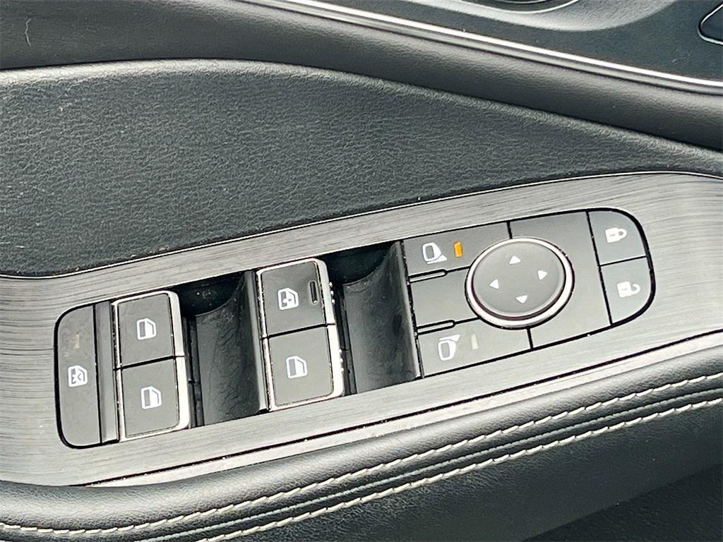 used 2023 Nissan Rogue car, priced at $24,295