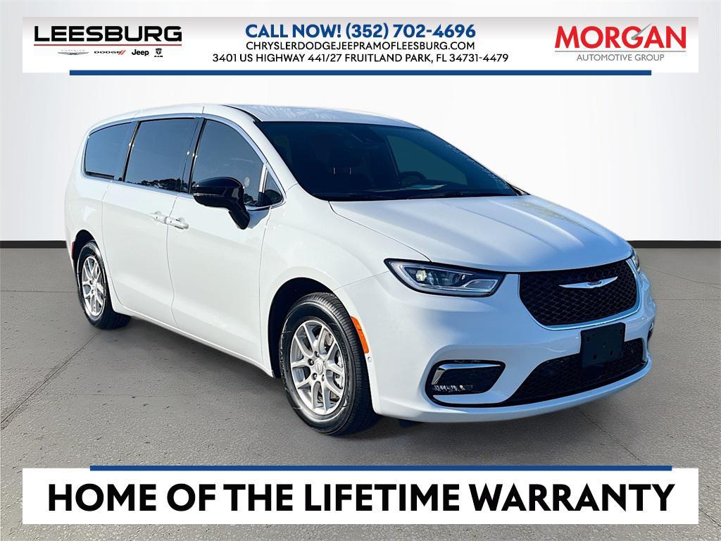 new 2025 Chrysler Pacifica car, priced at $40,146
