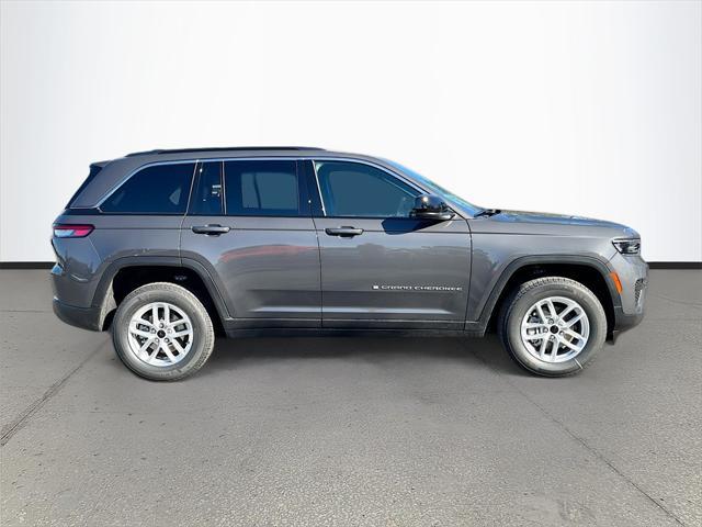 used 2025 Jeep Grand Cherokee car, priced at $33,991