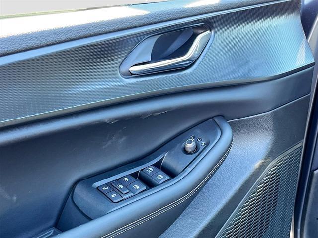 used 2025 Jeep Grand Cherokee car, priced at $33,991