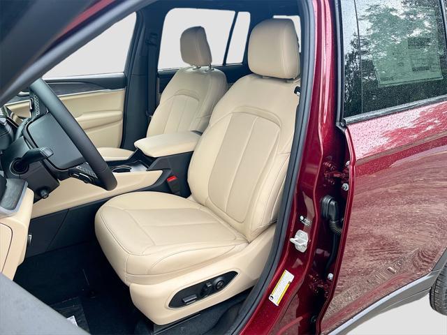 new 2025 Jeep Grand Cherokee car, priced at $43,159