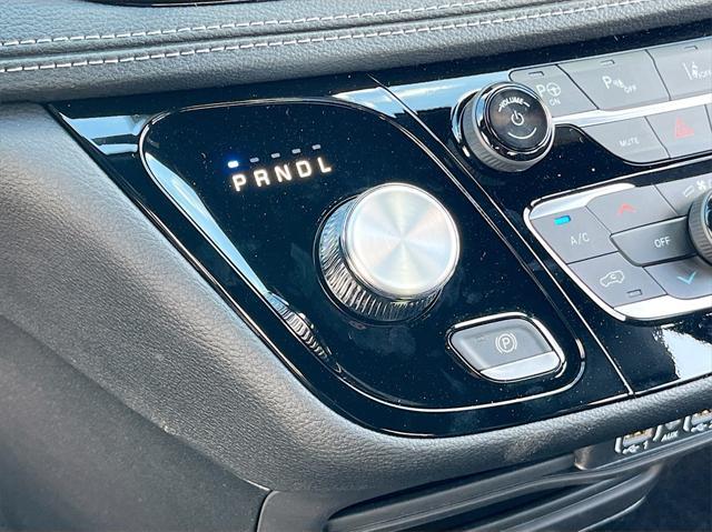 new 2025 Chrysler Pacifica Hybrid car, priced at $40,073