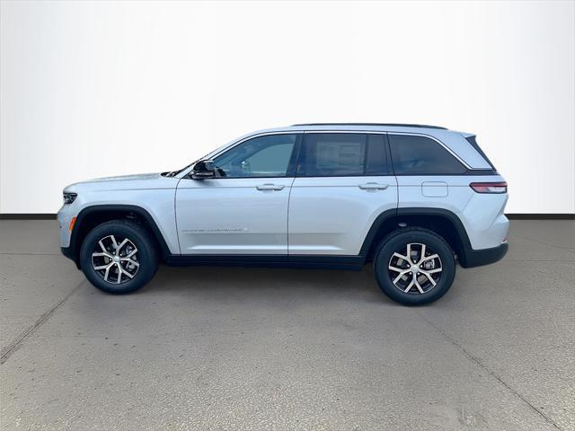 new 2025 Jeep Grand Cherokee car, priced at $43,159