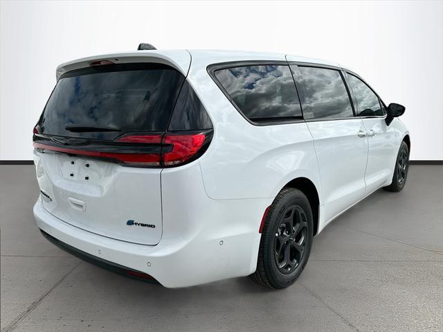 new 2024 Chrysler Pacifica Hybrid car, priced at $41,761