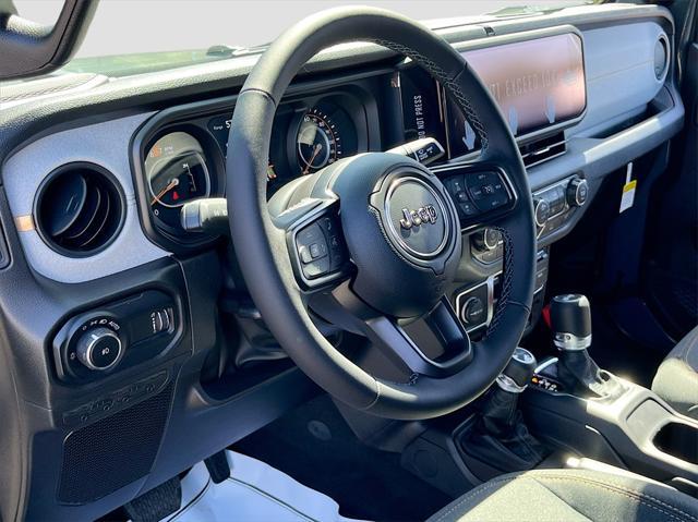 new 2025 Jeep Wrangler car, priced at $34,088