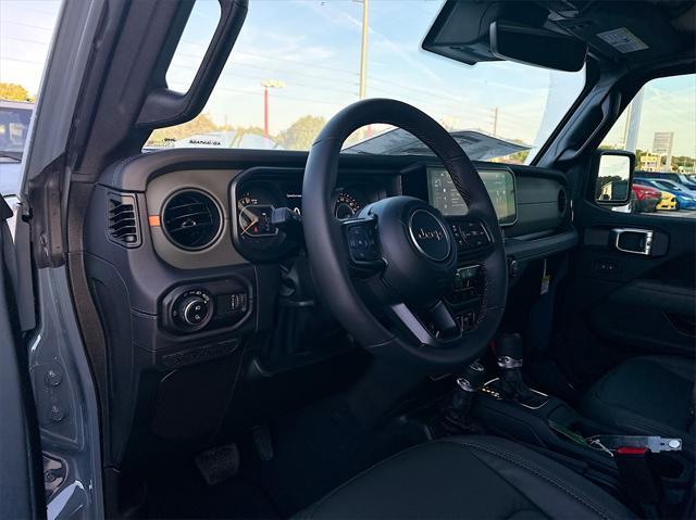 new 2024 Jeep Gladiator car, priced at $65,126