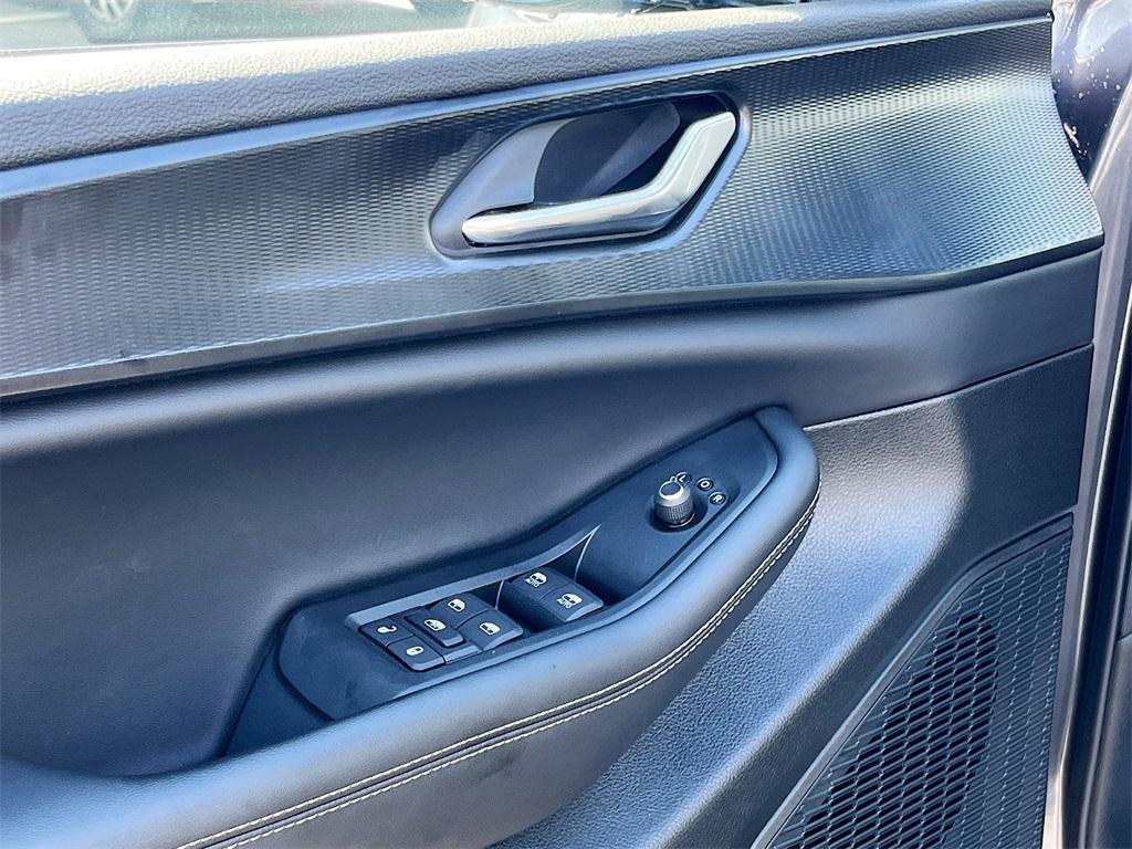 new 2025 Jeep Grand Cherokee car, priced at $36,585