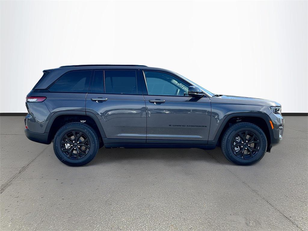 new 2025 Jeep Grand Cherokee car, priced at $36,585