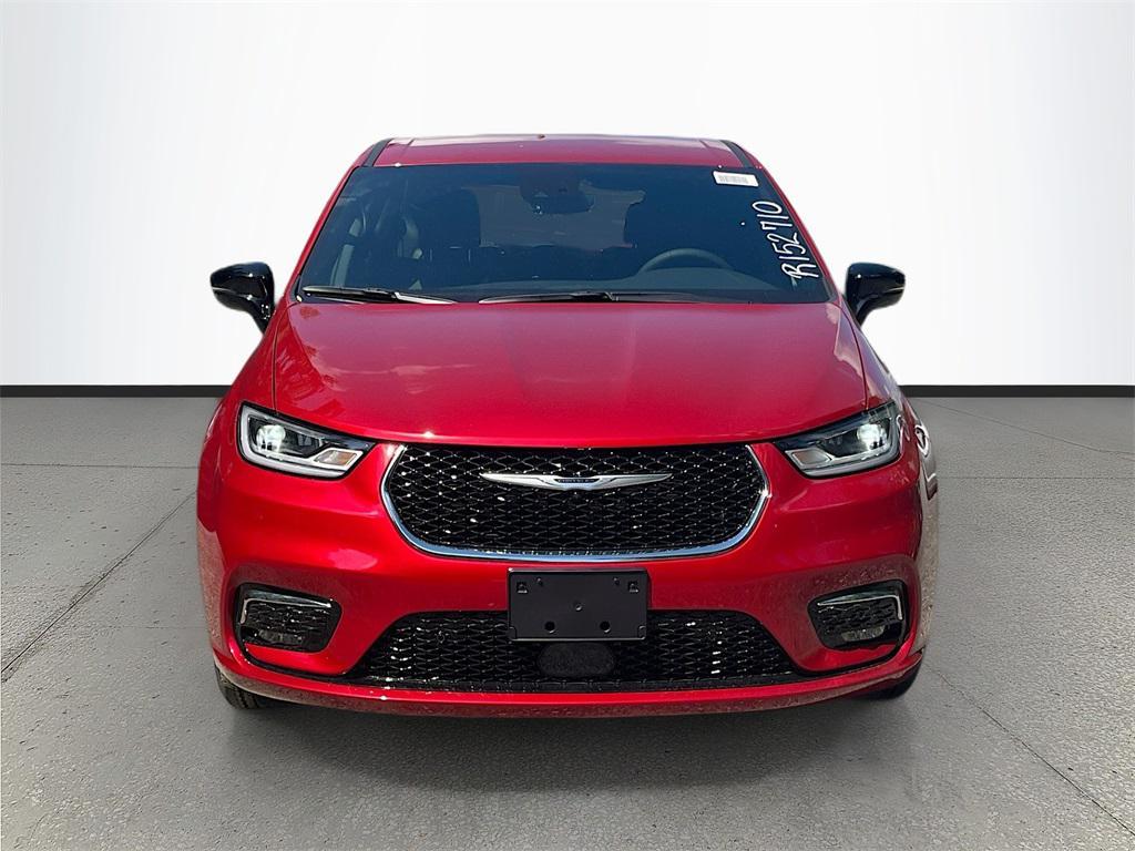new 2026 Chrysler Pacifica car, priced at $38,499