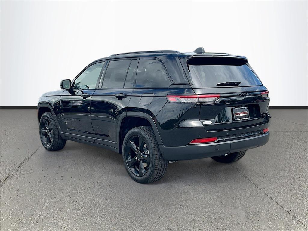 new 2025 Jeep Grand Cherokee car, priced at $35,020