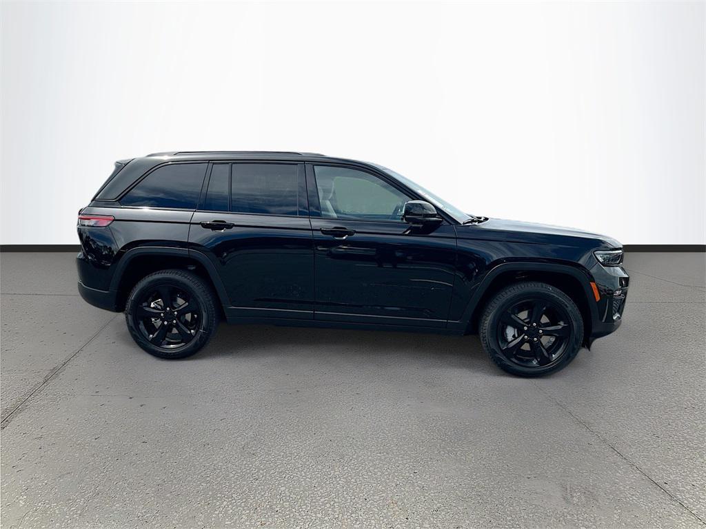 new 2025 Jeep Grand Cherokee car, priced at $35,020