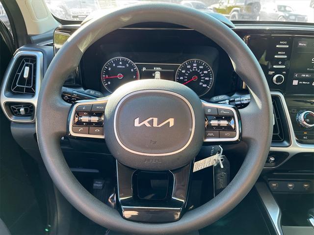 used 2022 Kia Sorento car, priced at $18,894