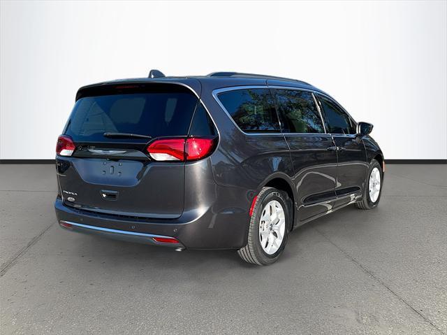 used 2017 Chrysler Pacifica car, priced at $15,032