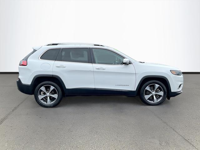 used 2019 Jeep Cherokee car, priced at $15,290