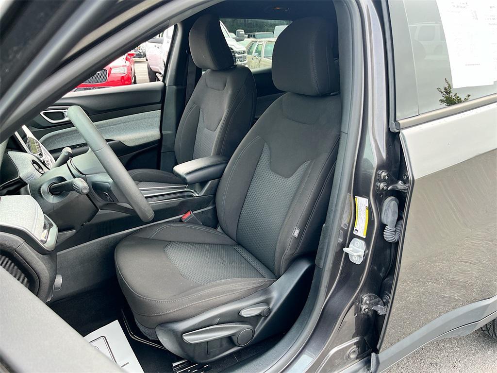 used 2023 Jeep Compass car, priced at $20,029