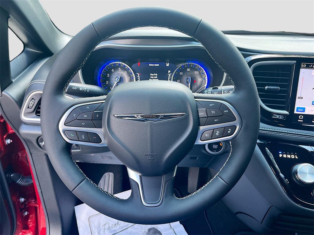 new 2026 Chrysler Pacifica car, priced at $44,776