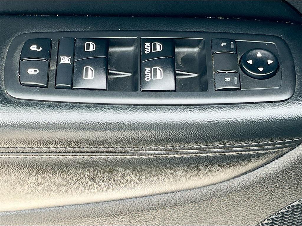 used 2019 Jeep Grand Cherokee car, priced at $14,987