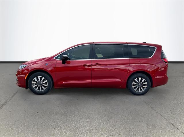 new 2025 Chrysler Pacifica car, priced at $50,450