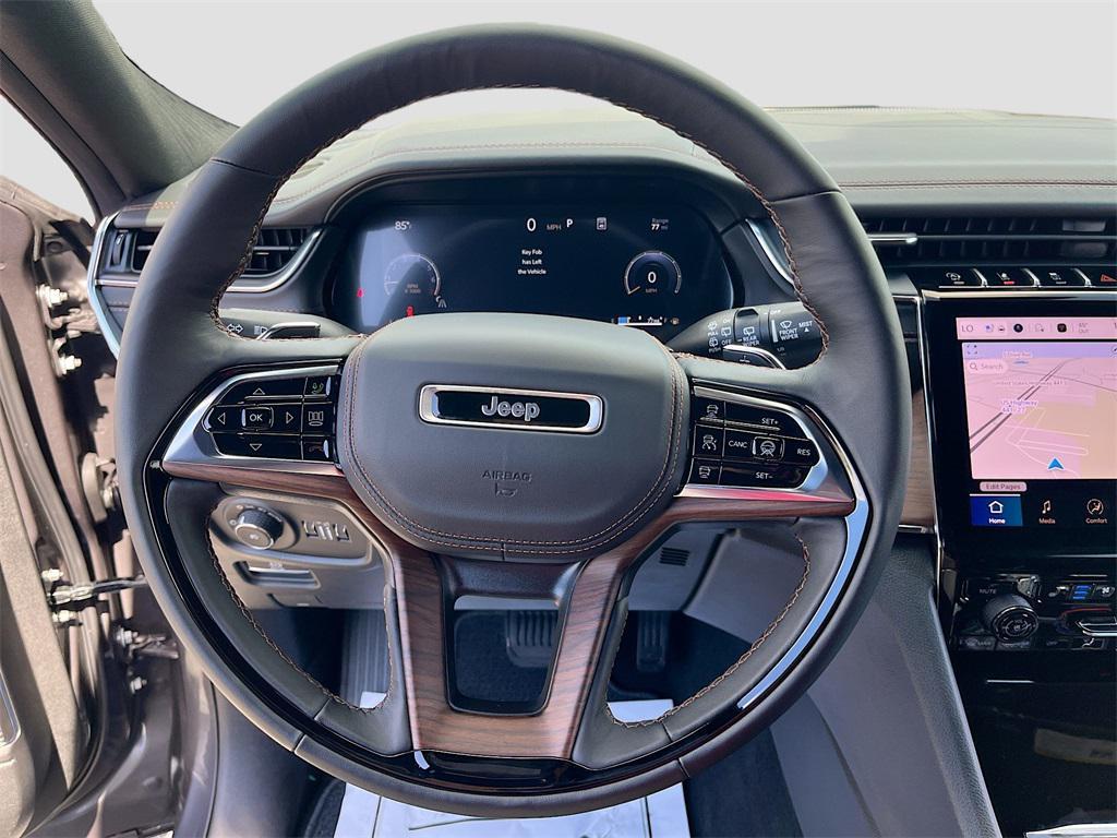 new 2025 Jeep Grand Cherokee car, priced at $57,346