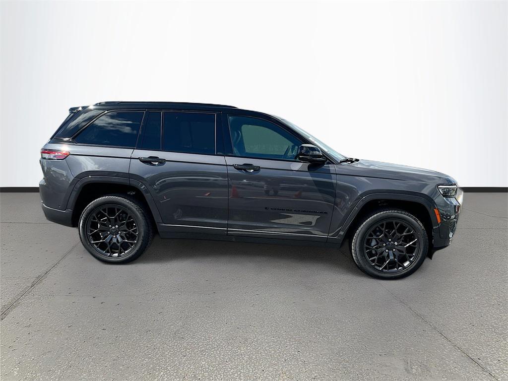 new 2025 Jeep Grand Cherokee car, priced at $57,346
