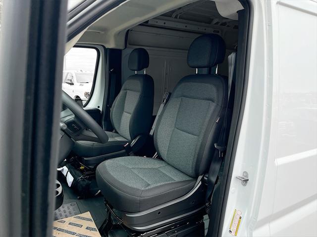 new 2025 Ram ProMaster 2500 car, priced at $43,896