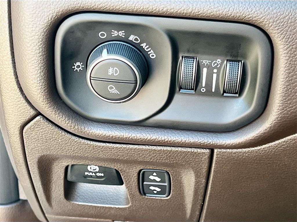 new 2025 Ram 1500 car, priced at $48,793