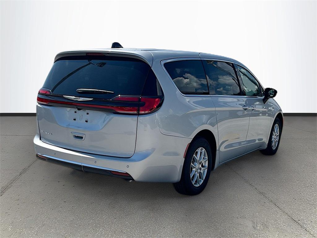 new 2026 Chrysler Pacifica car, priced at $38,220