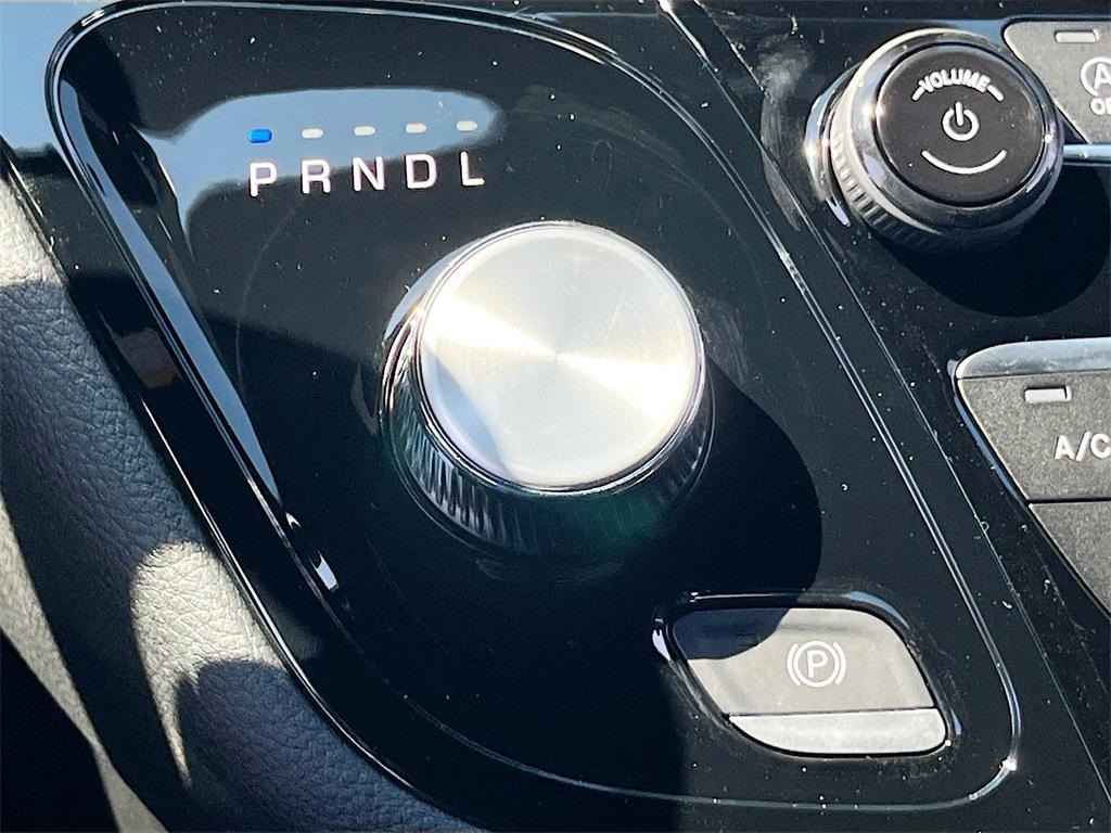 new 2026 Chrysler Pacifica car, priced at $38,220